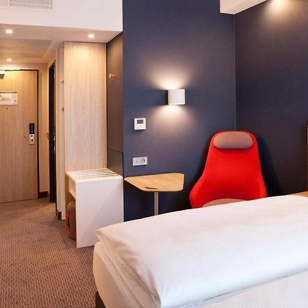 Holiday Inn Express - Offenburg By Ihg Exterior photo