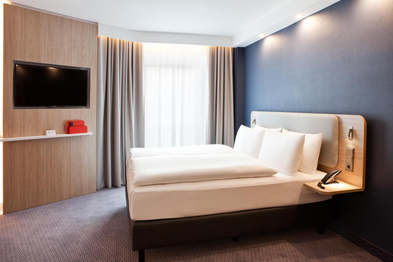 Holiday Inn Express - Offenburg By Ihg Exterior photo