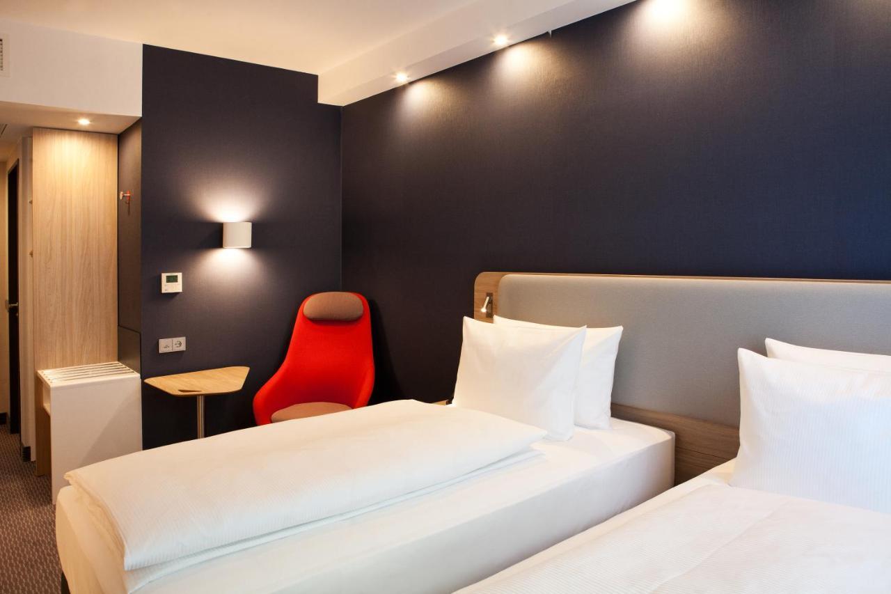 Holiday Inn Express - Offenburg By Ihg Exterior photo